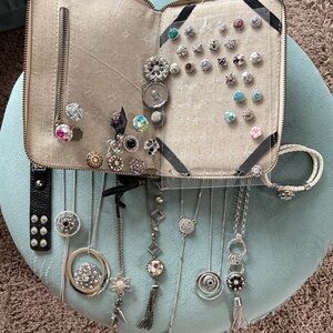 Magnolia and Vine Jewelry Package